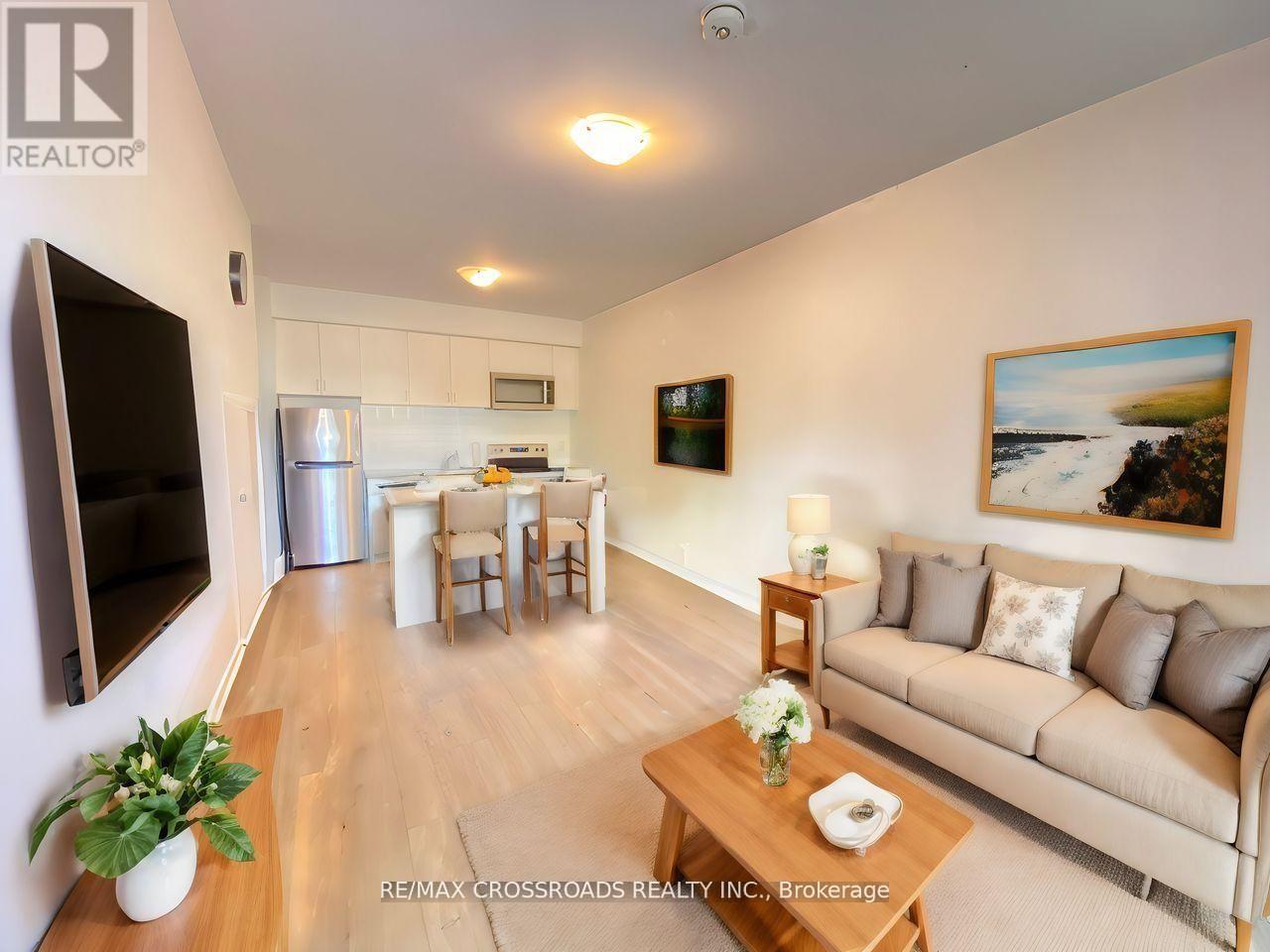 5 - 1720 Simcoe Street N Property Photo 3