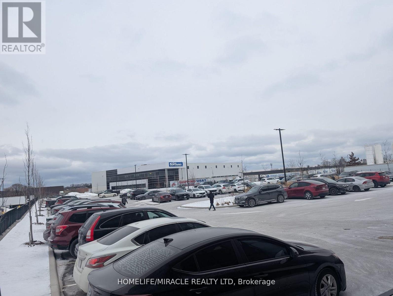 405 - 2225 Markham Road Property Photo 8
