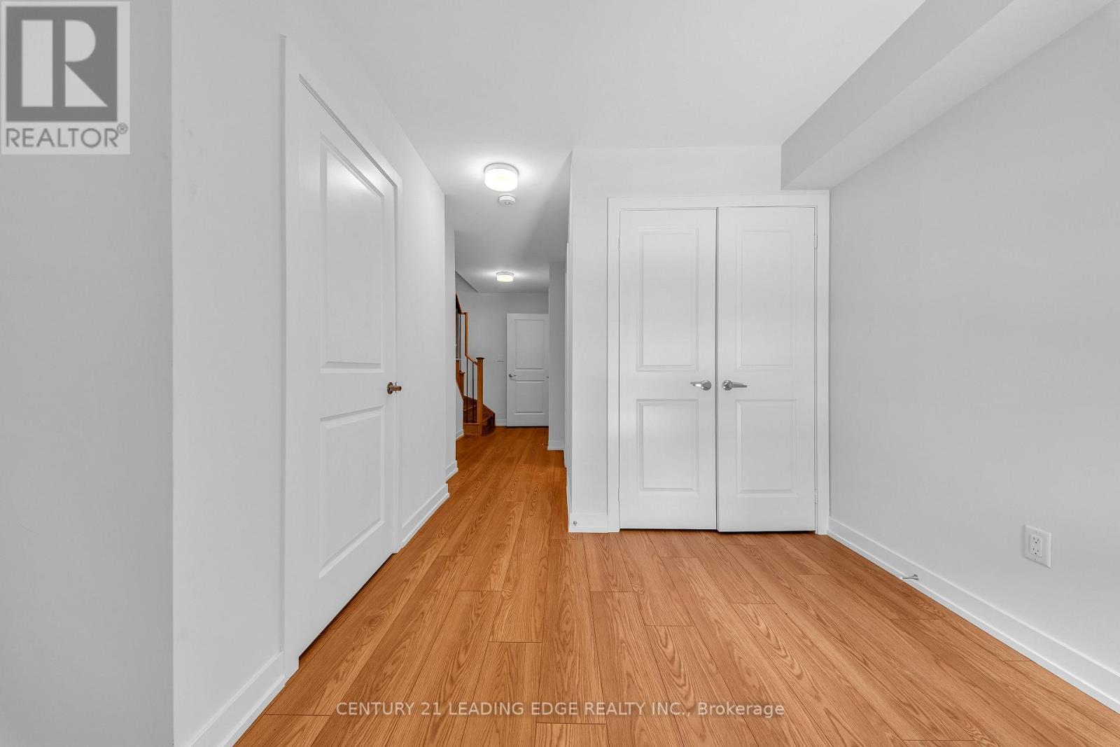 25 Pluto Way Property Photo 5