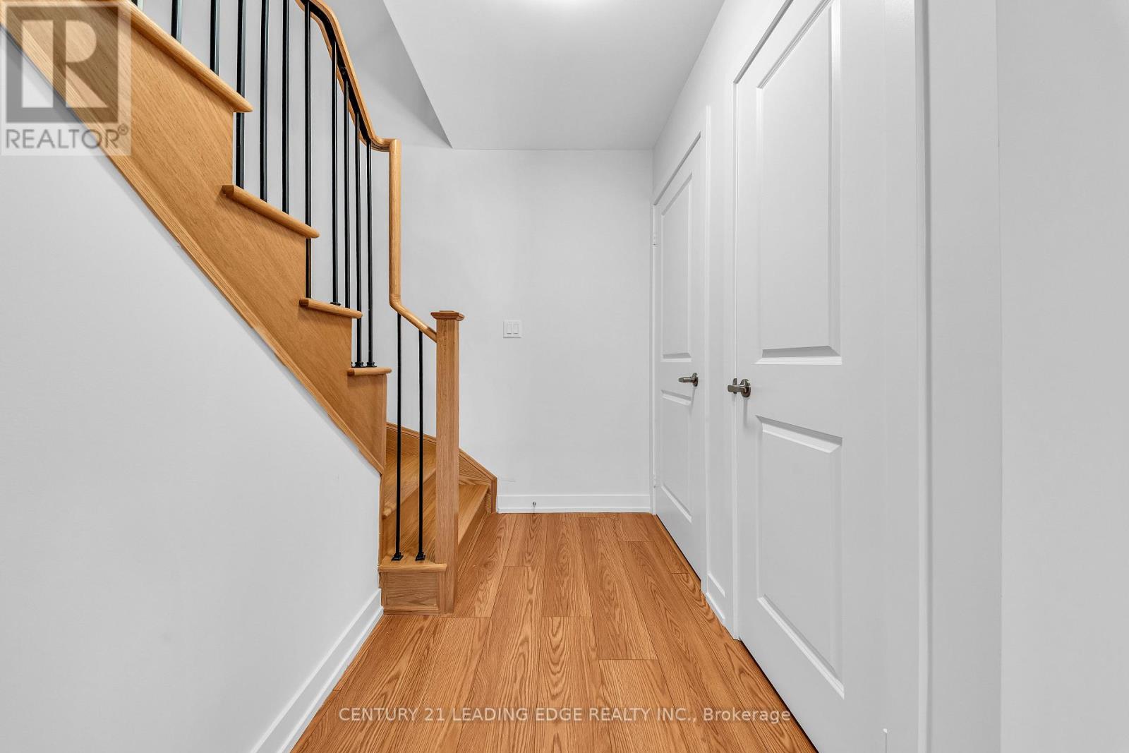 25 Pluto Way Property Photo 7