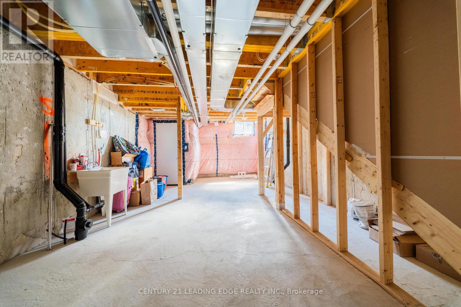 25 Pluto Way Property Photo 11