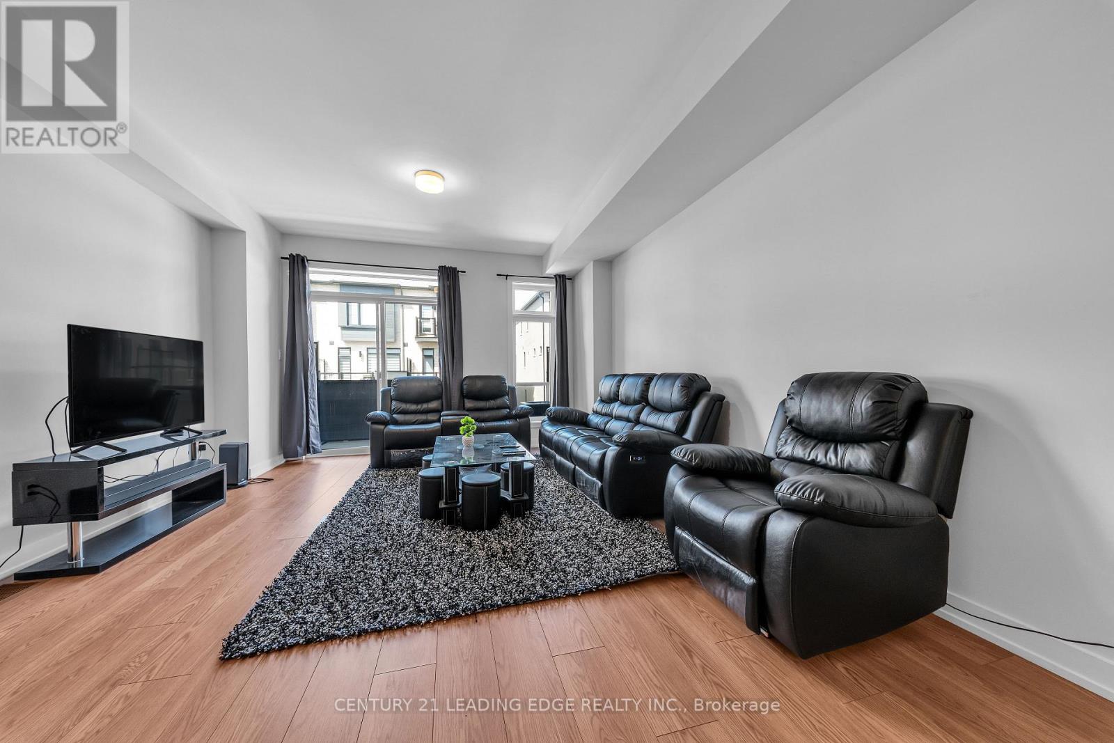 25 Pluto Way Property Photo 17