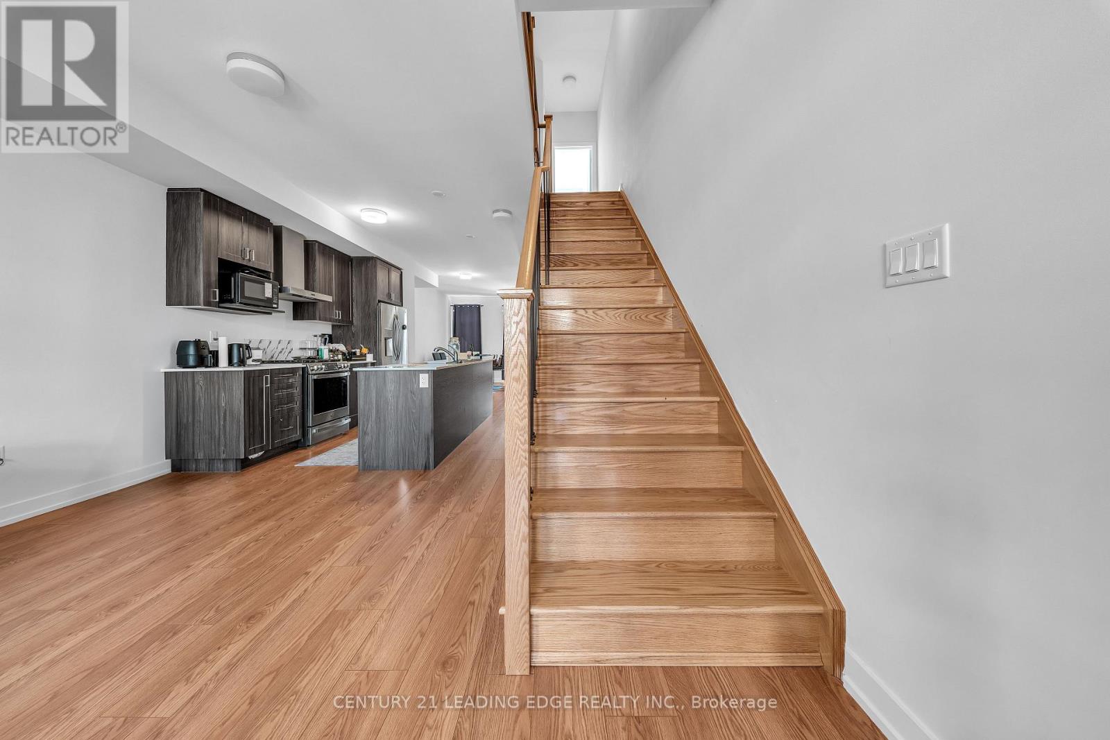 25 Pluto Way Property Photo 19
