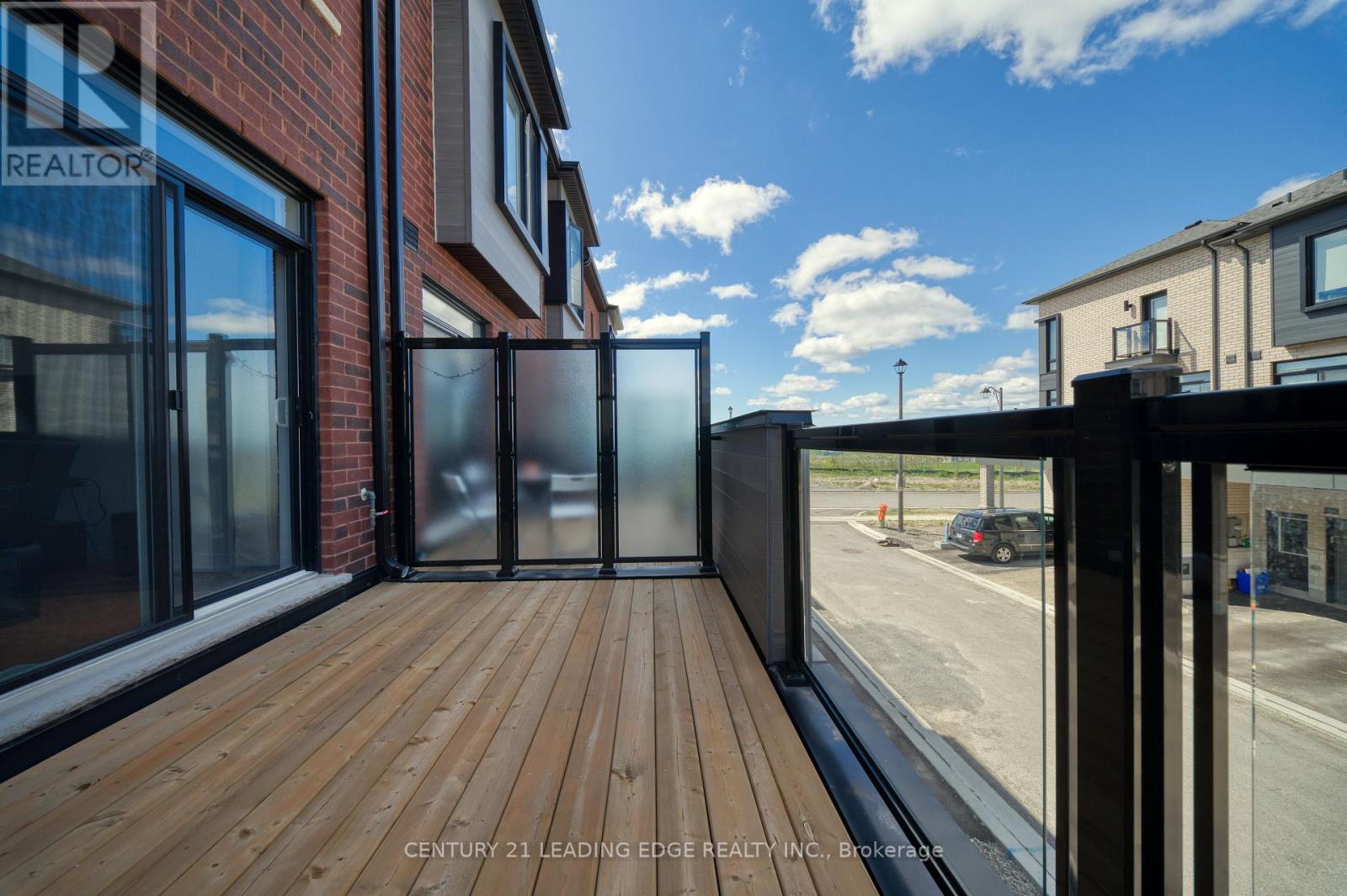 25 Pluto Way Property Photo 24