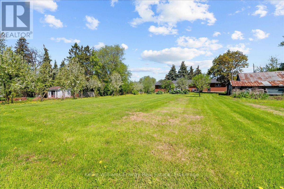 2263 Hwy 2 Property Photo 19
