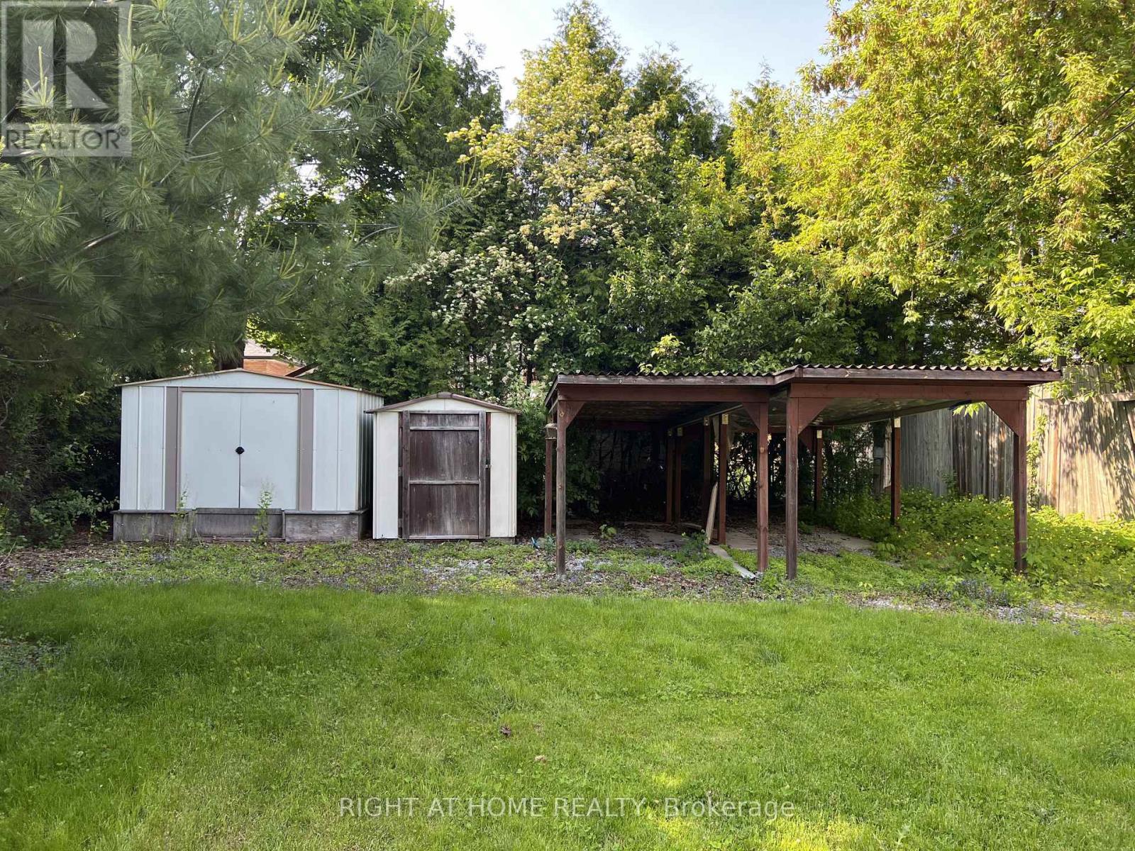310 Admiral Road Property Photo 38