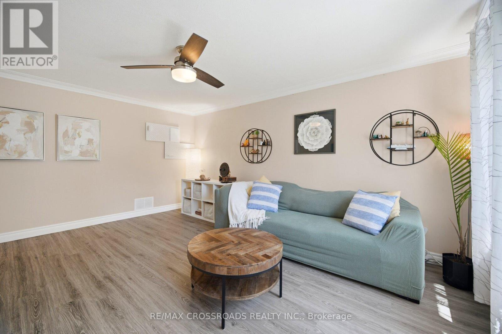 18 Adanac Drive Property Photo 12