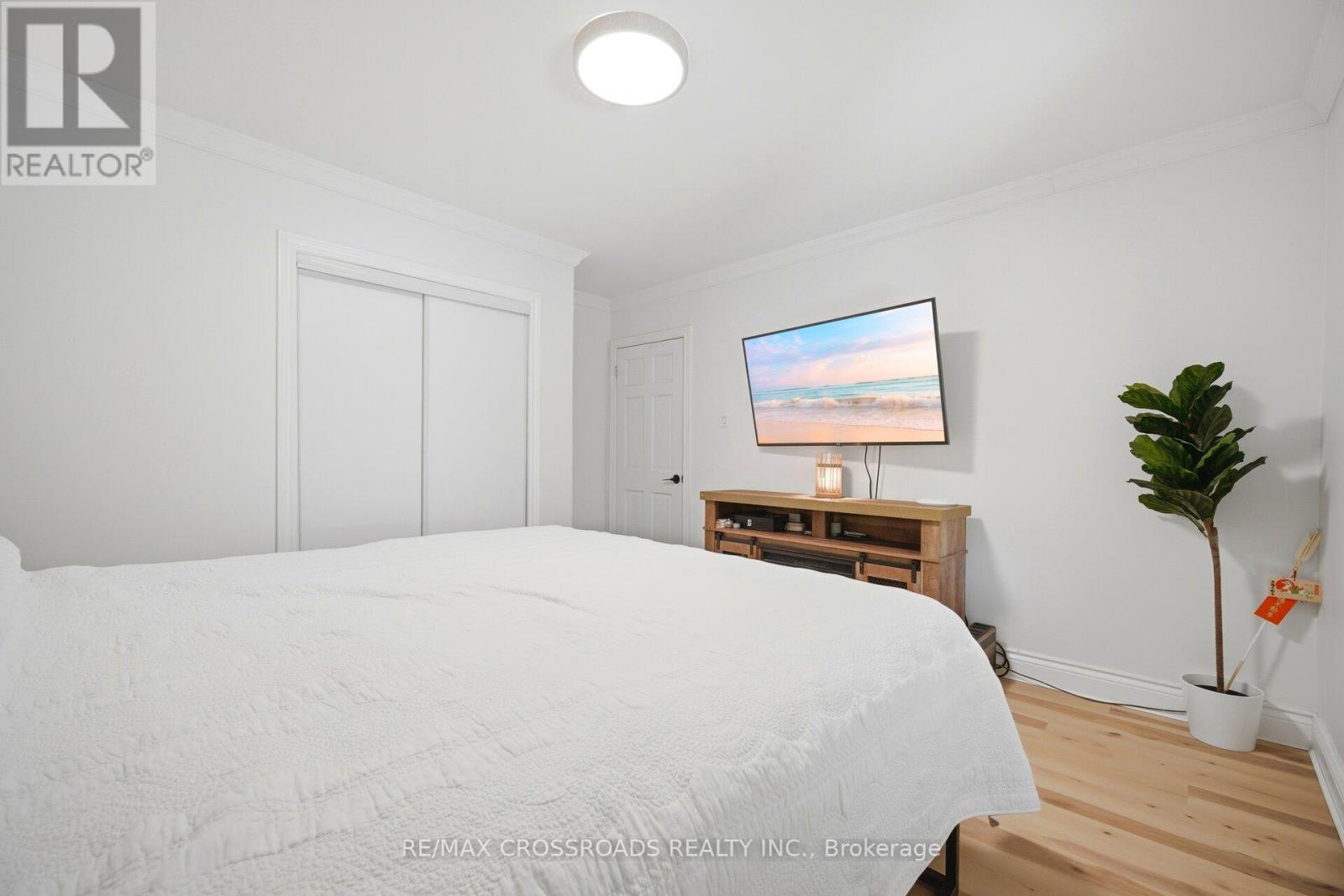18 Adanac Drive Property Photo 26