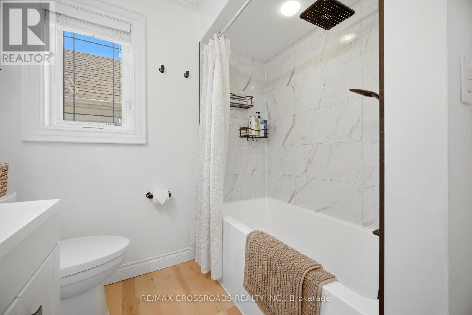 18 Adanac Drive Property Photo 31