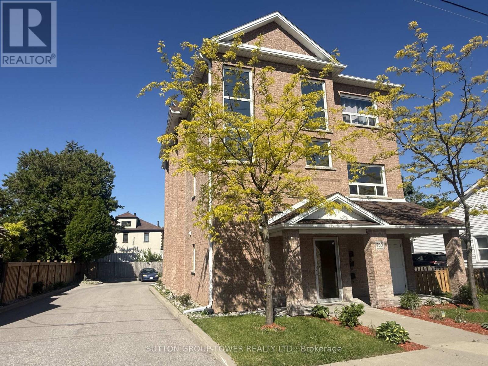 750 ALBERT STREET Property Photo 1