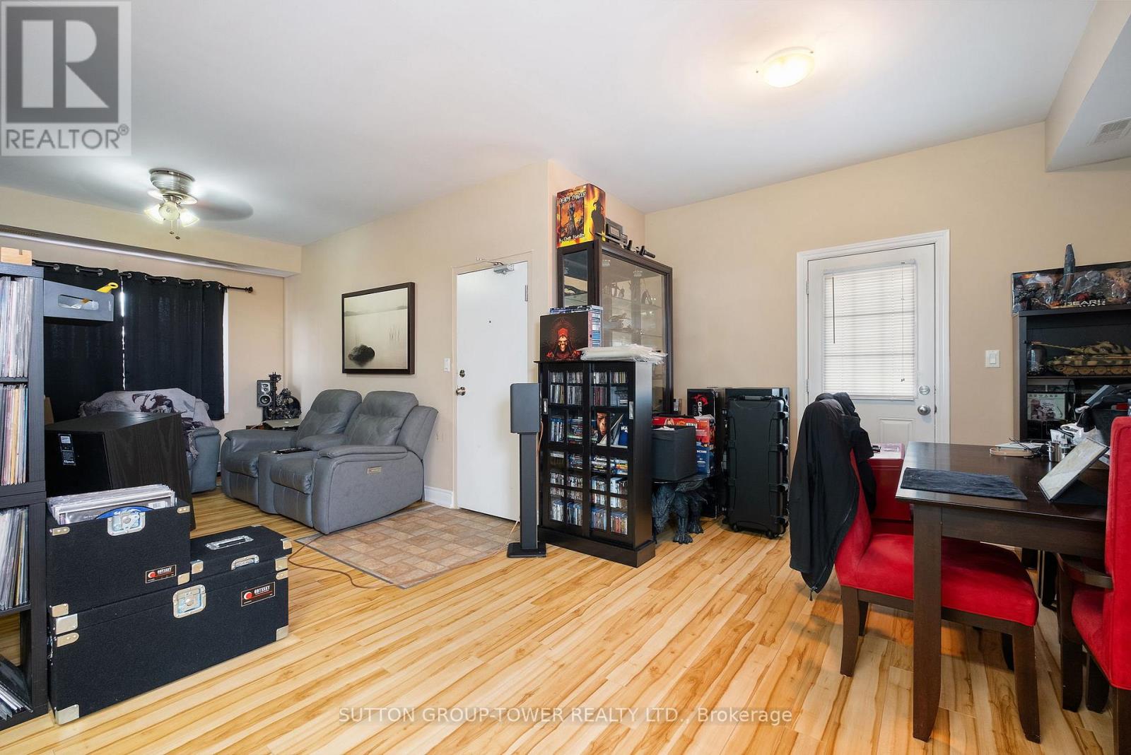 750 Albert Street Property Photo 32