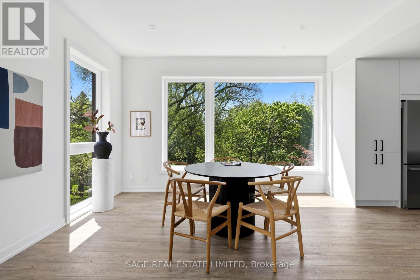 21 - 35 BIRCHCLIFF AVENUE Property Photo 1