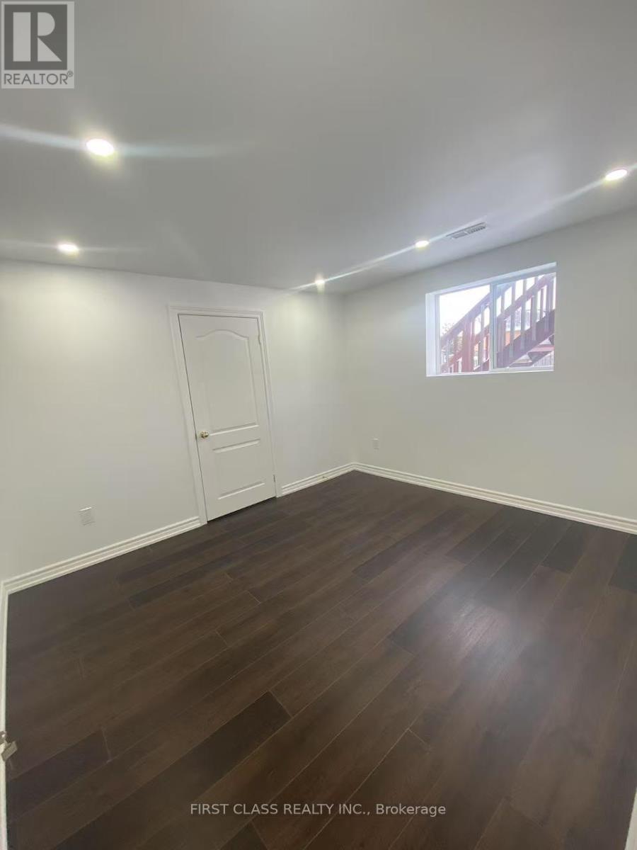 1716 Arborwood Drive Property Photo 4