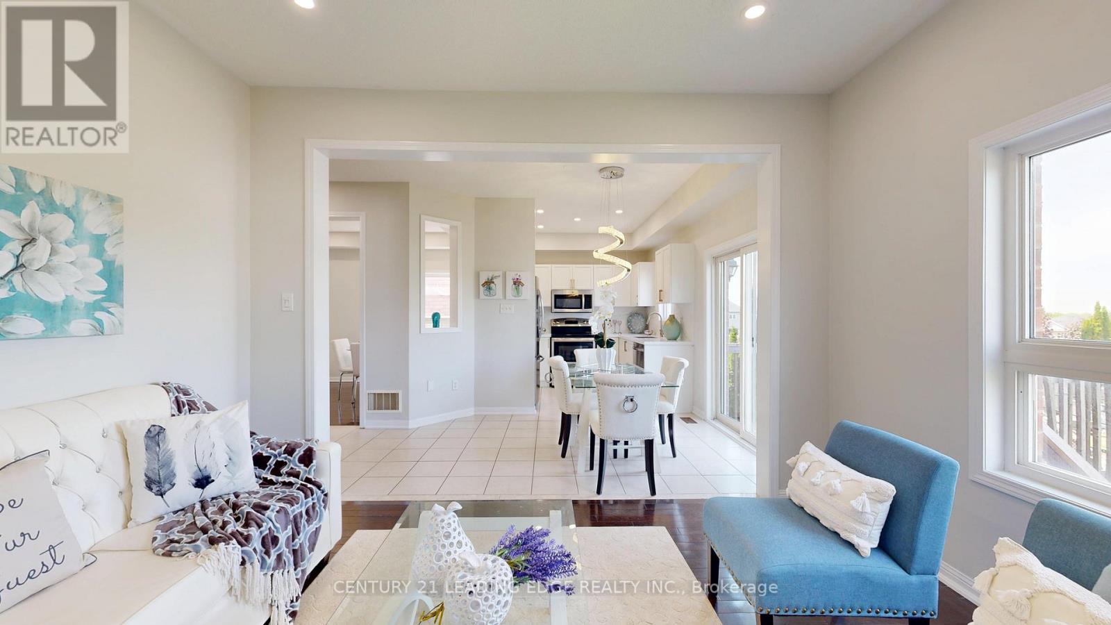 784 Ormond Drive Property Photo 19