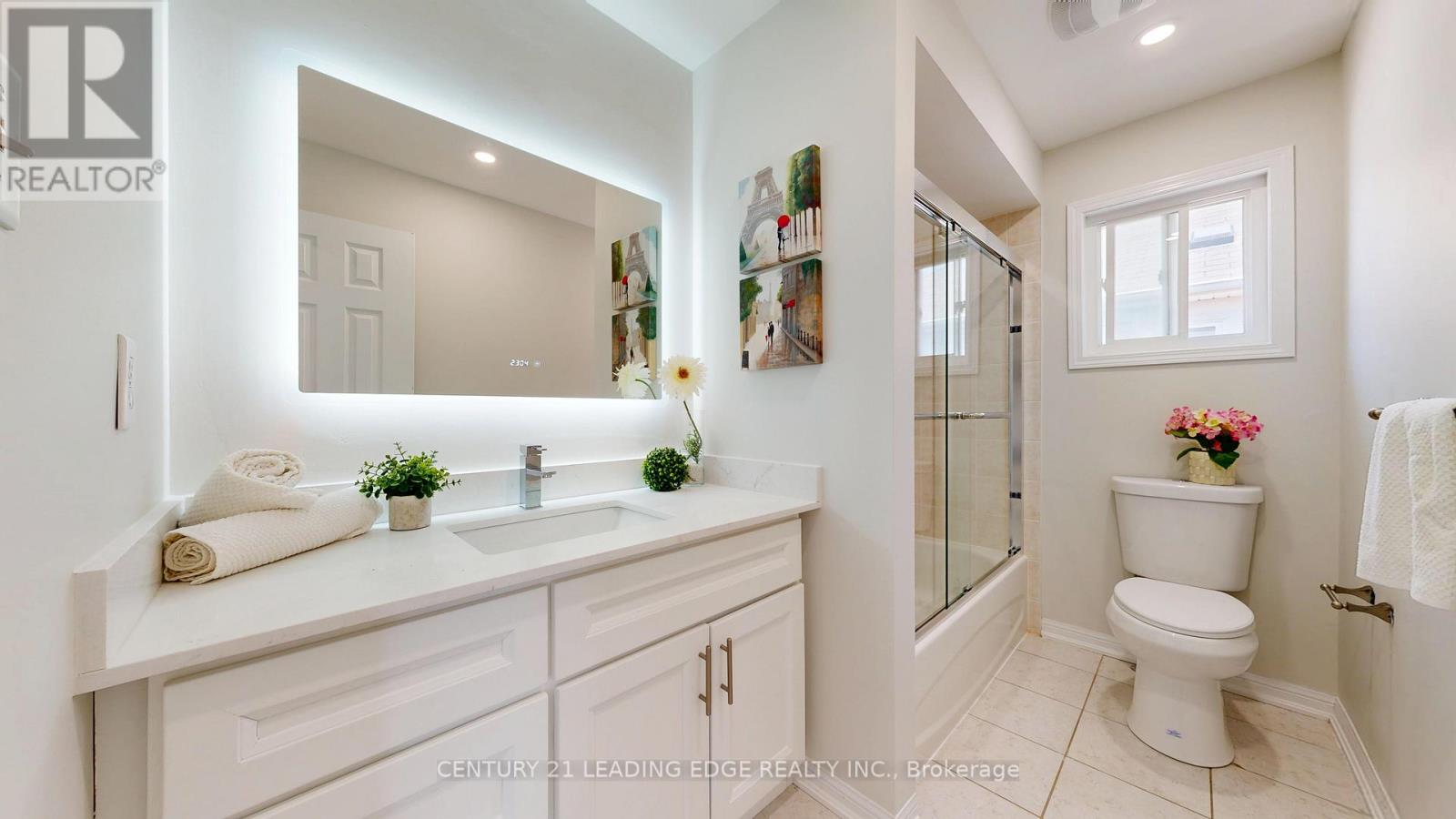 784 Ormond Drive Property Photo 33