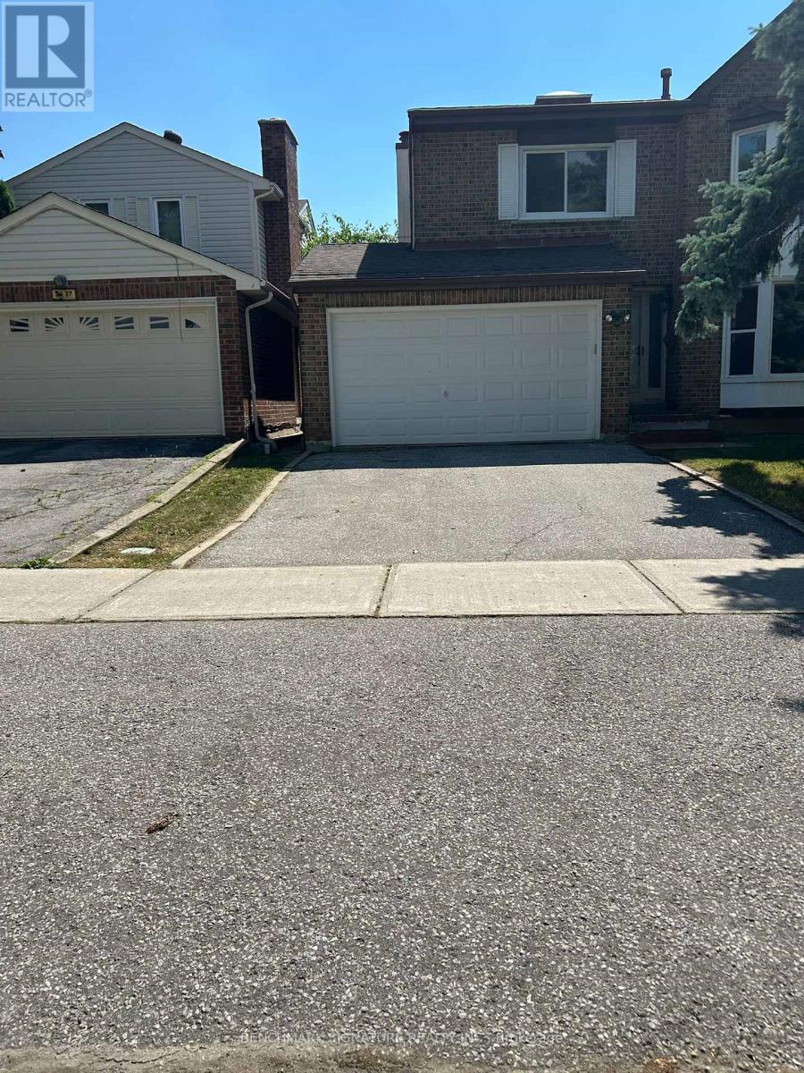 35 Wintermute Boulevard Property Photo 1