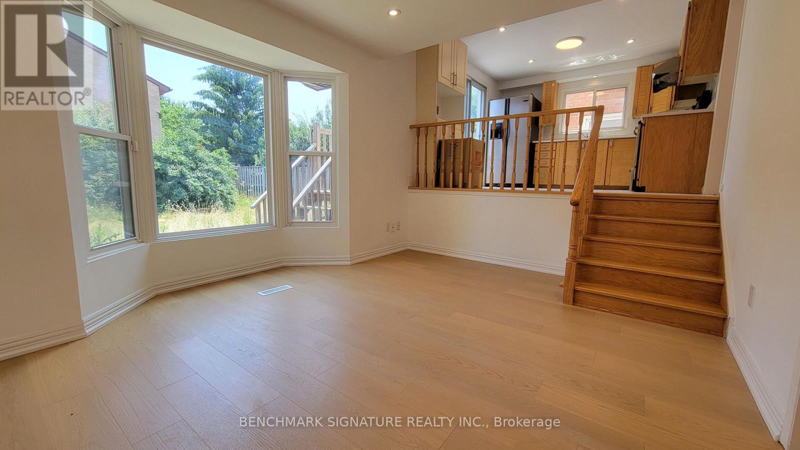 35 Wintermute Boulevard Property Photo 14