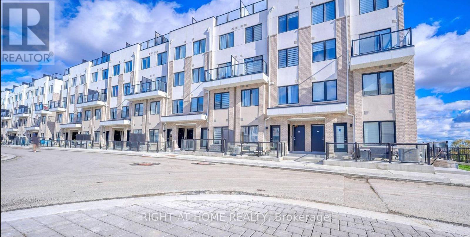 327 - 1695 DERSAN STREET Property Photo 1