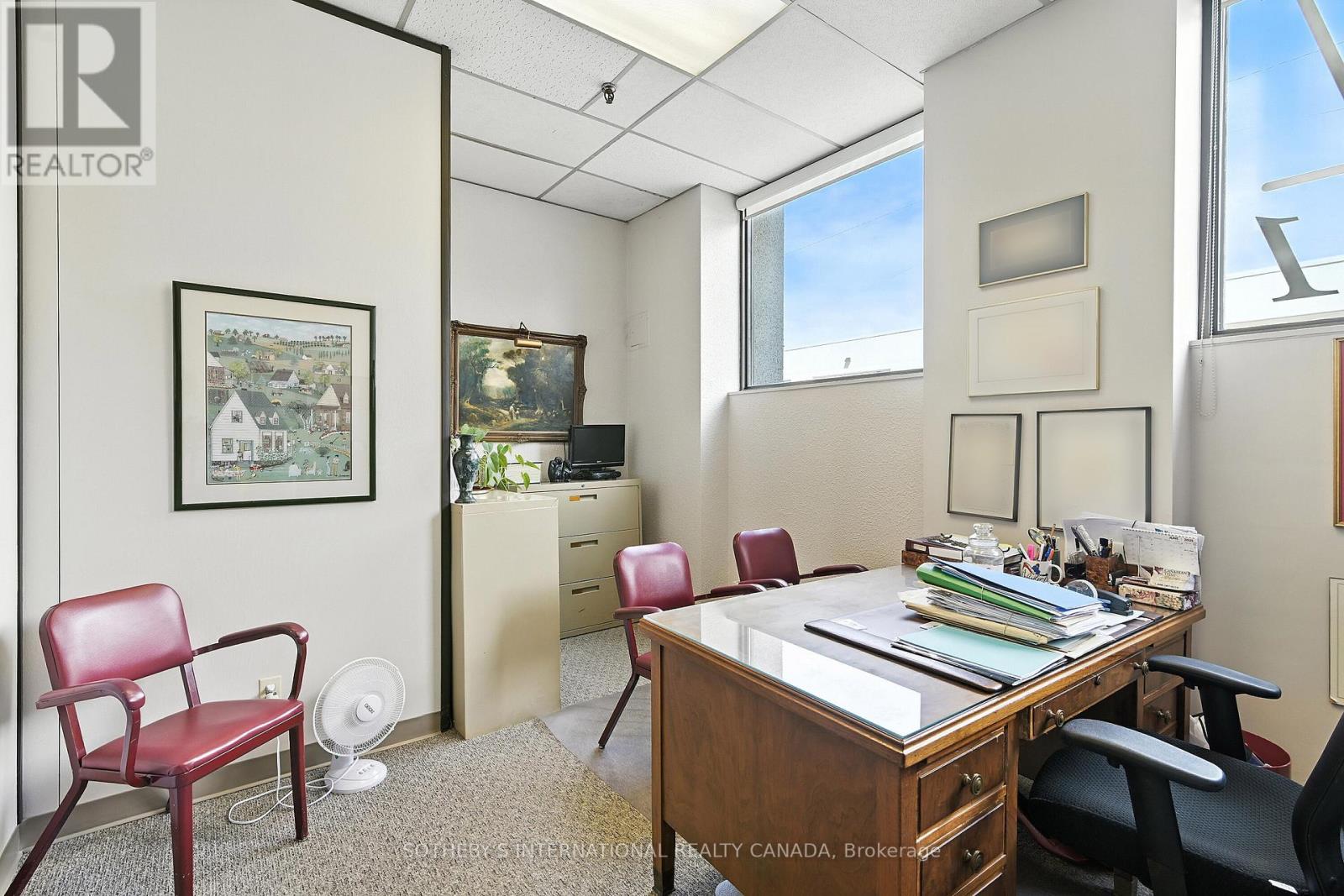 101 - 55 William Street E Property Photo 15