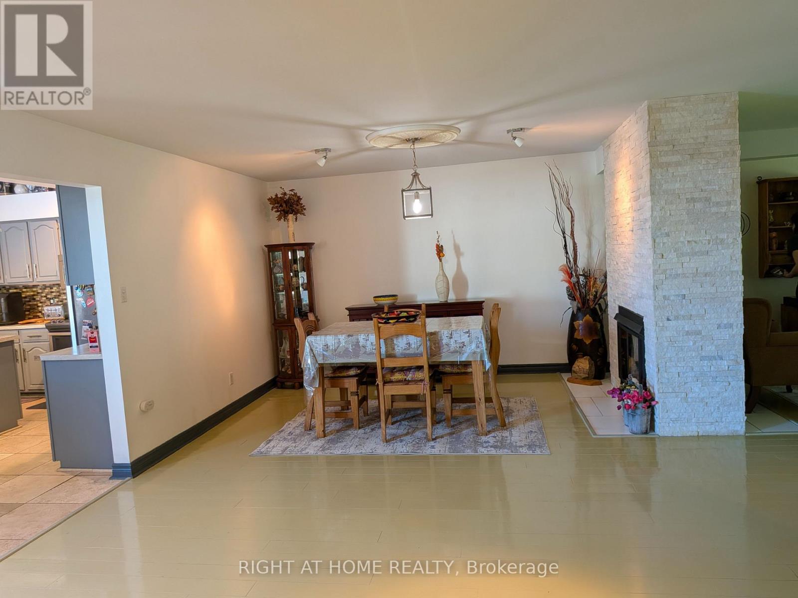 D-7 - 1663 Nash Road Property Photo 5