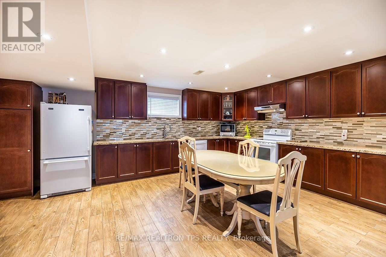 25 Leafield Drive Property Photo 26