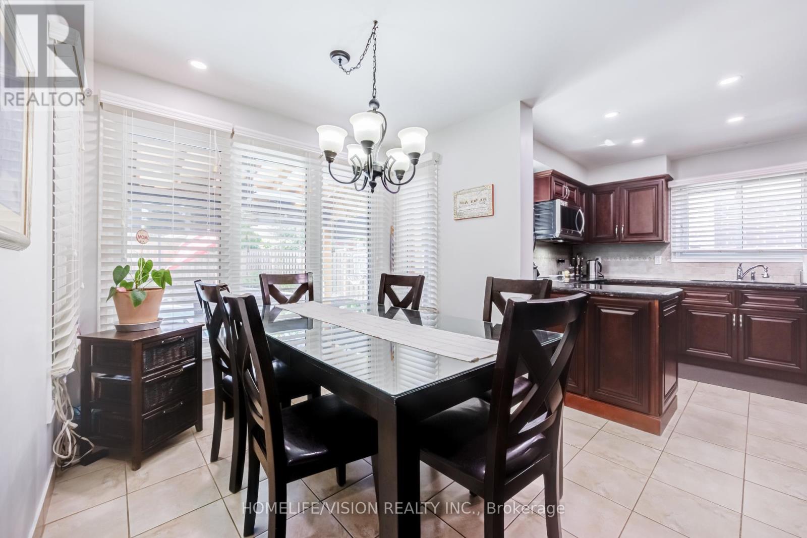1206 Fieldstone Circle Property Photo 15