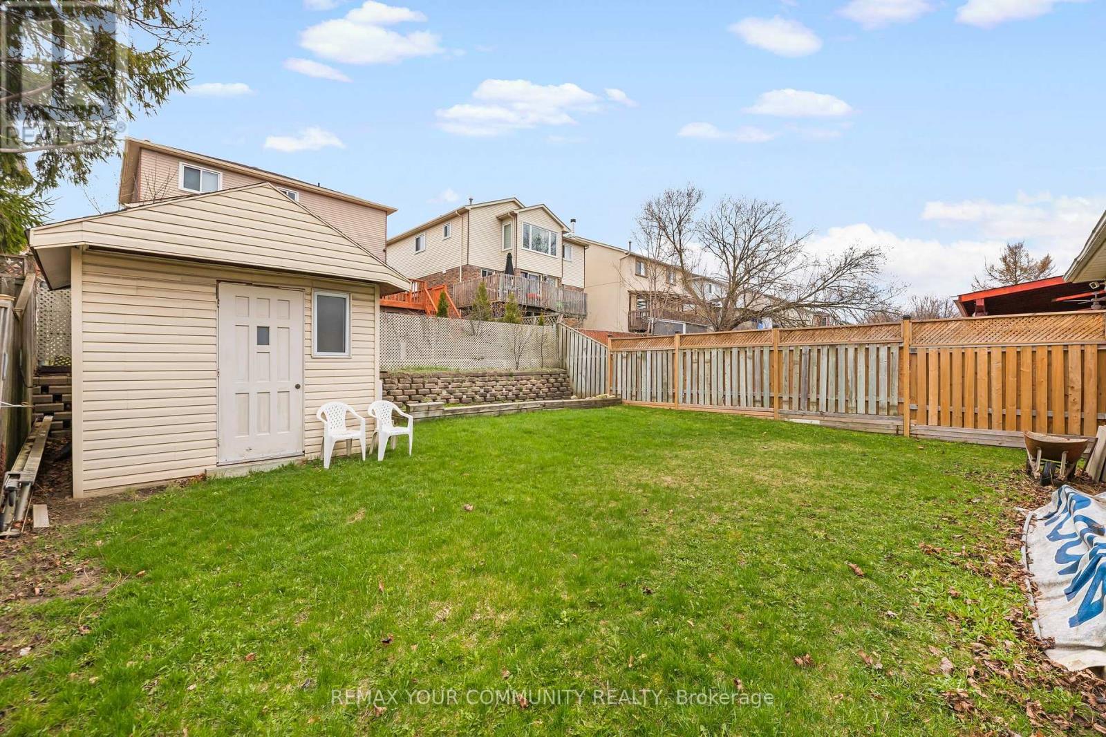 21 Wright Crescent Property Photo 15