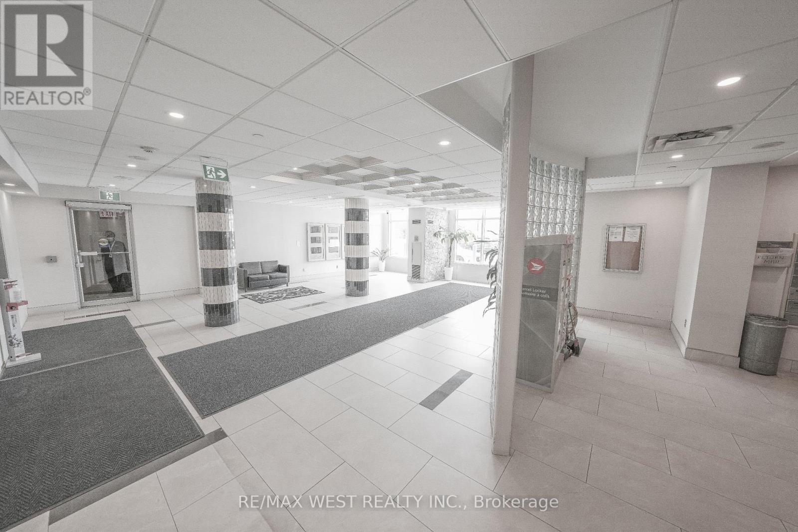 608 - 1470 Midland Avenue Property Photo 7