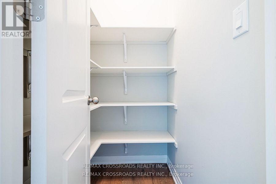 239 Port Darlington Road Property Photo 16