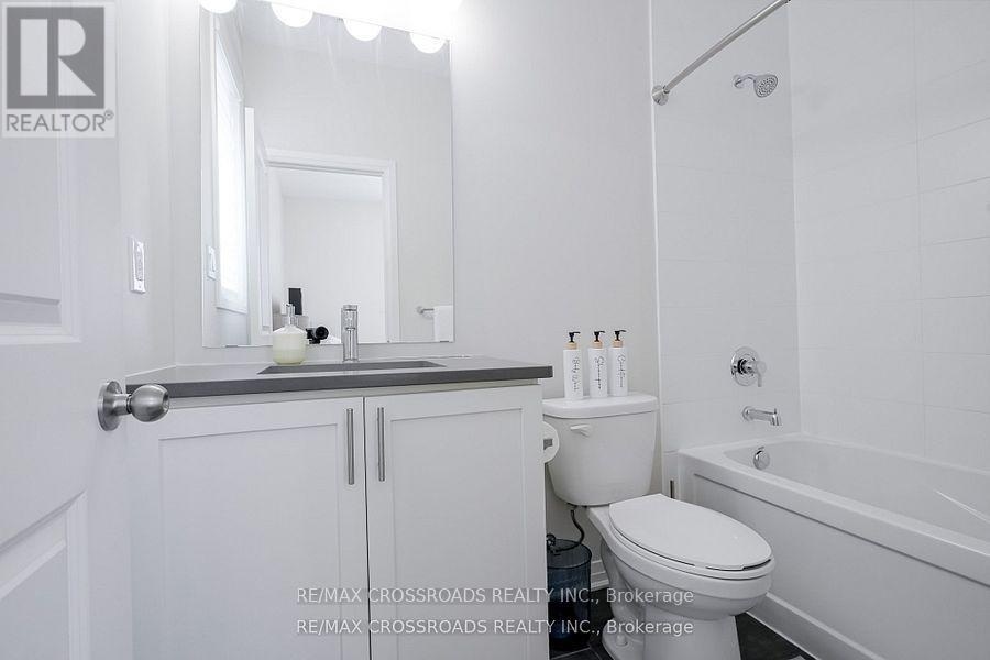 239 Port Darlington Road Property Photo 35