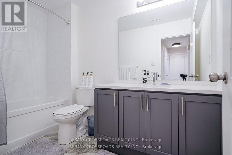 239 Port Darlington Road Property Photo 40