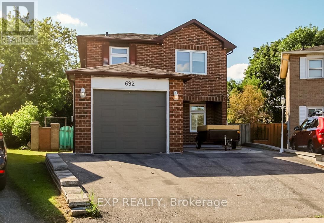 692 SULTANA SQUARE Property Photo 1