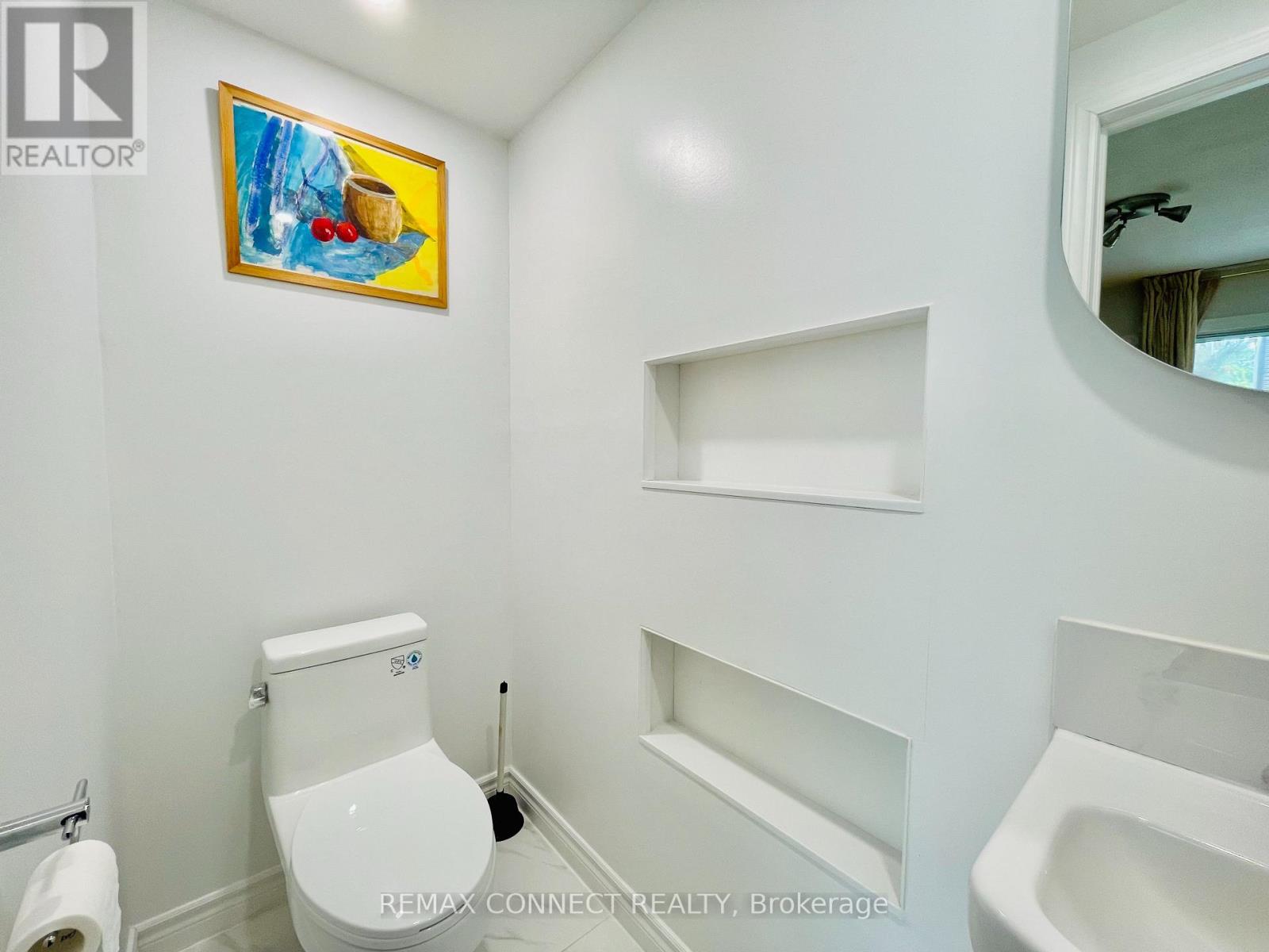 Ground Floor Studio - 99 Bushmills Square Property Photo 12