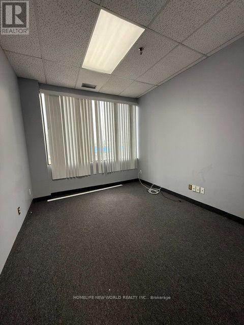 211 - 1085 Bellamy Road N Property Photo 2