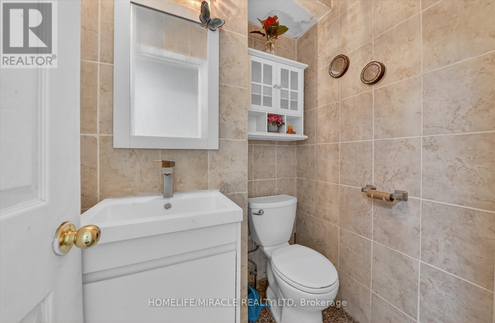 42 Nahanni Terrace Property Photo 18
