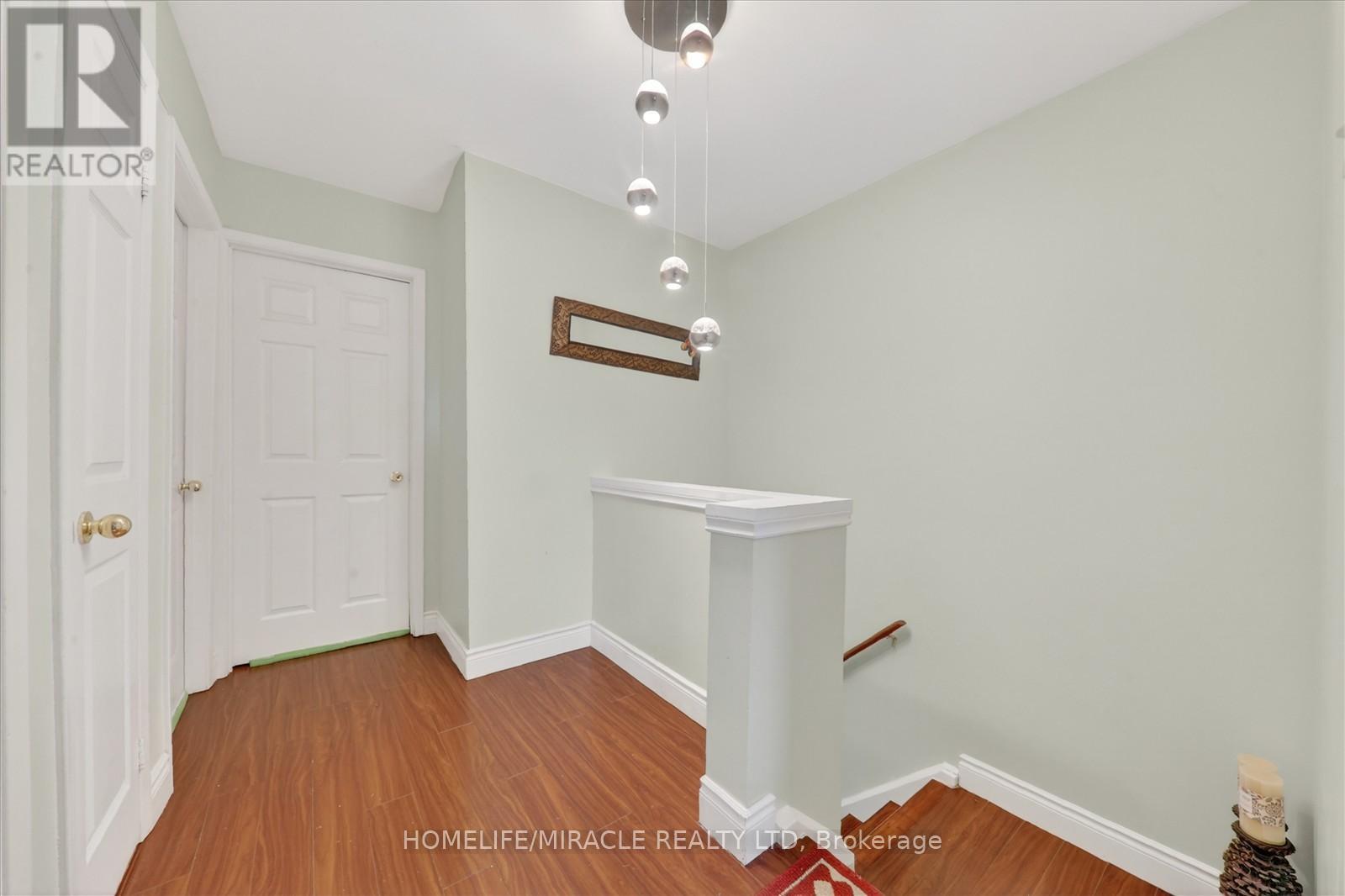 42 Nahanni Terrace Property Photo 20