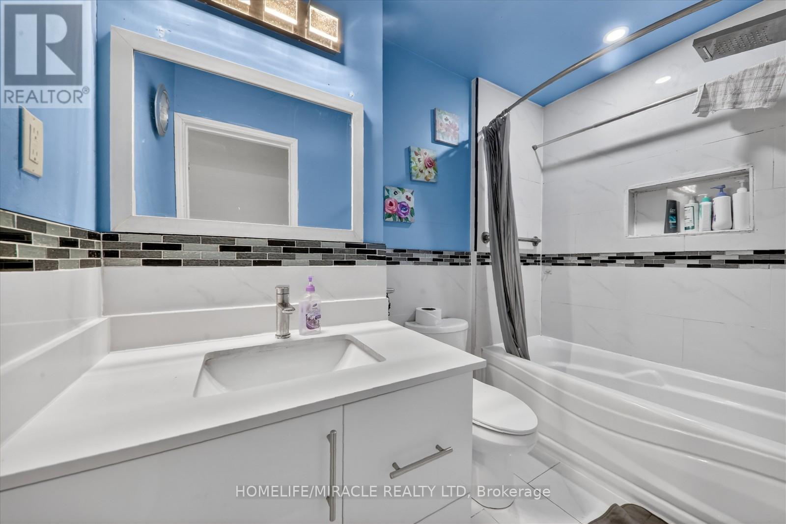 42 Nahanni Terrace Property Photo 25
