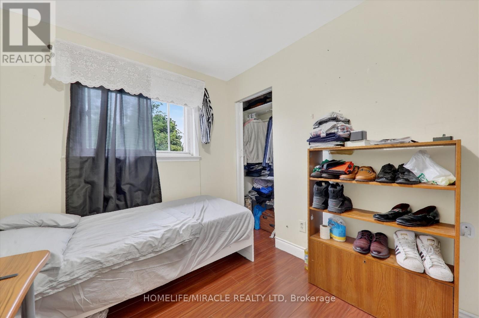 42 Nahanni Terrace Property Photo 33