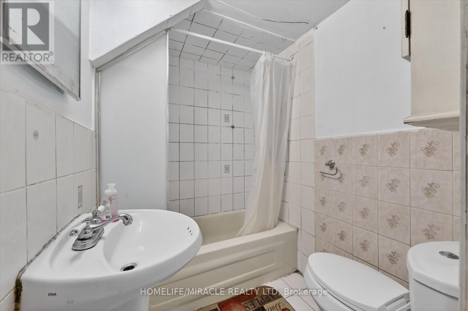 42 Nahanni Terrace Property Photo 40