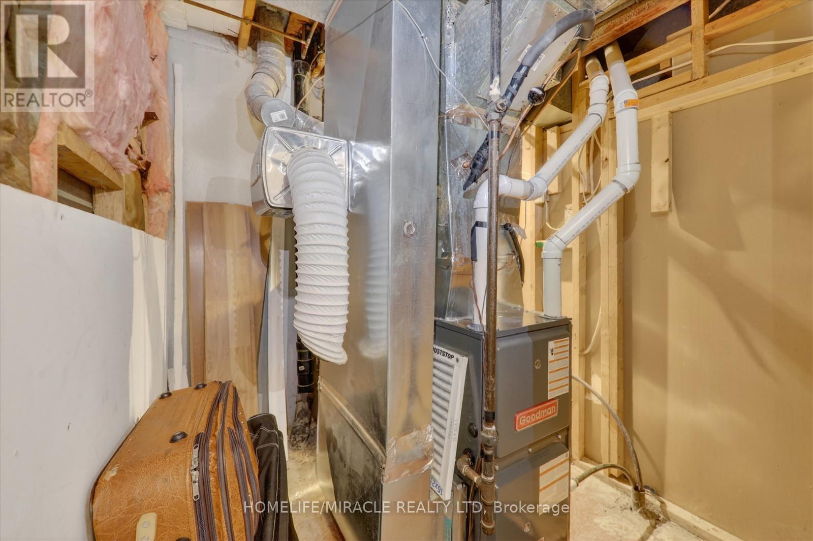 42 Nahanni Terrace Property Photo 45