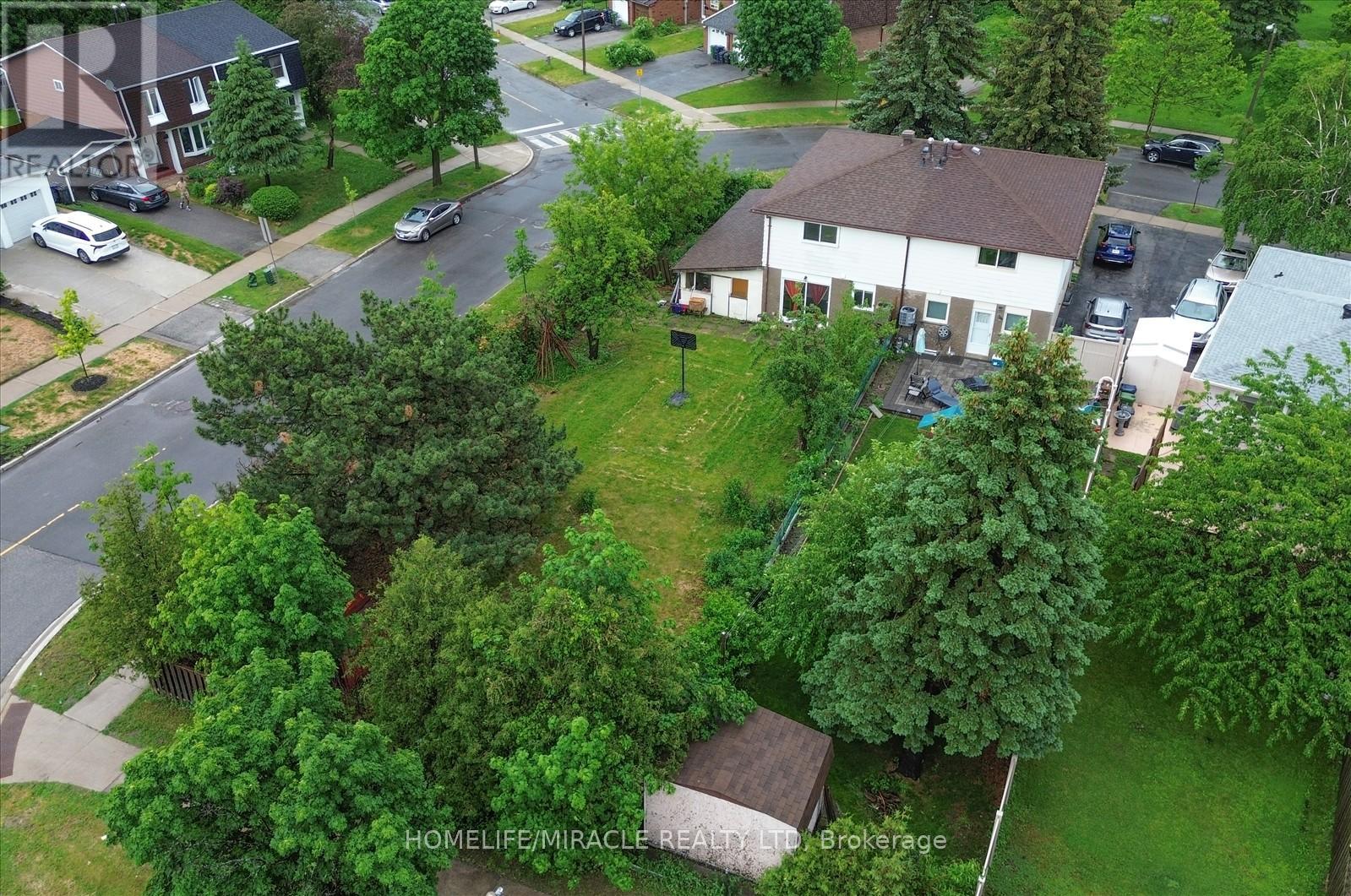 42 Nahanni Terrace Property Photo 49