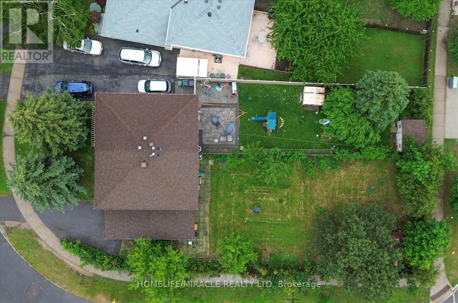42 Nahanni Terrace Property Photo 50