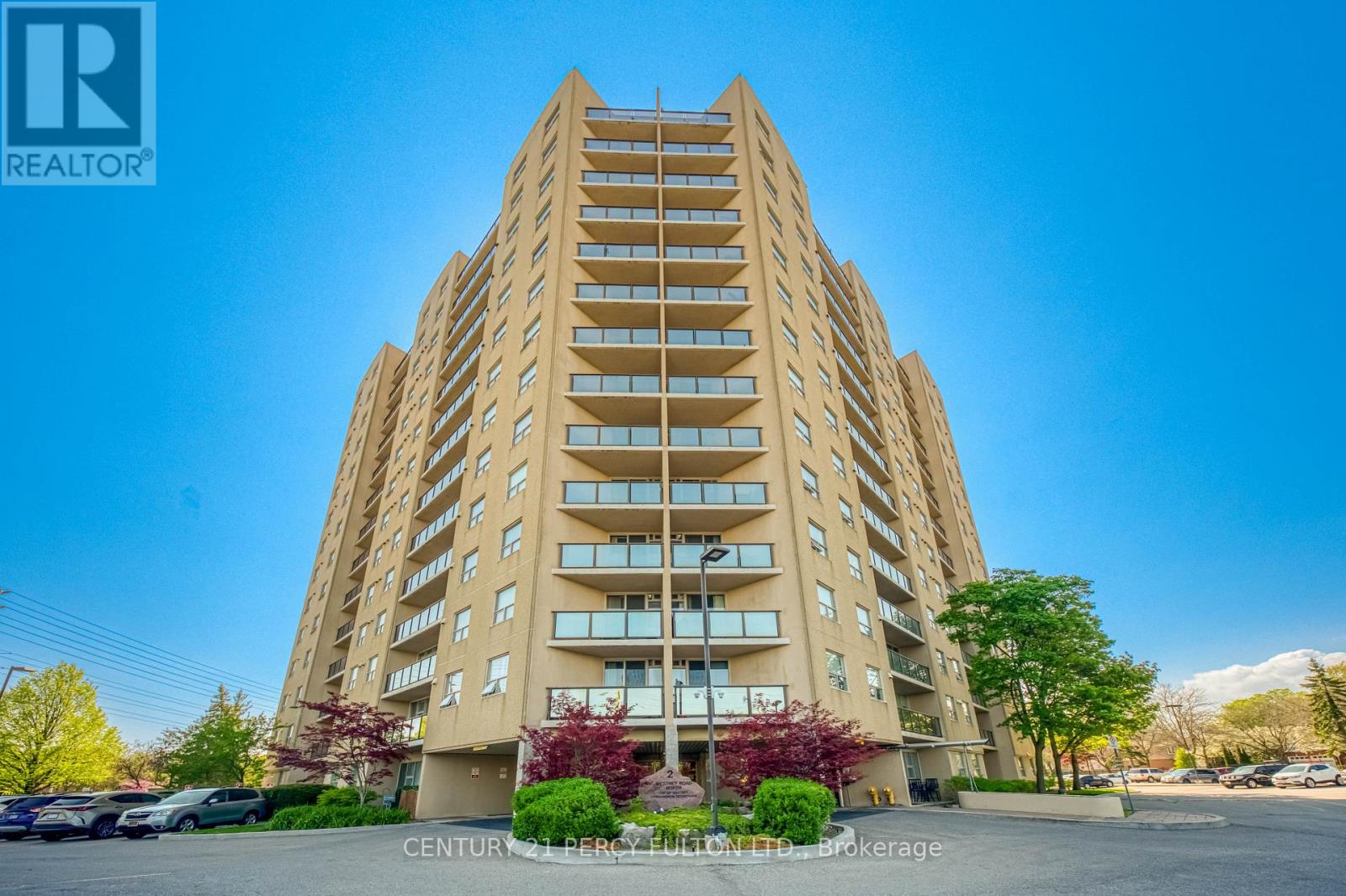 1004 - 2 Westney Road N Property Photo 1