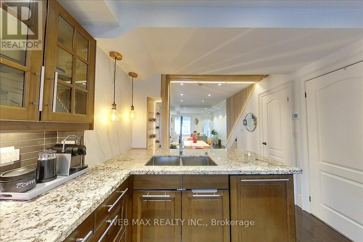 173 Milverton Boulevard Property Photo 14
