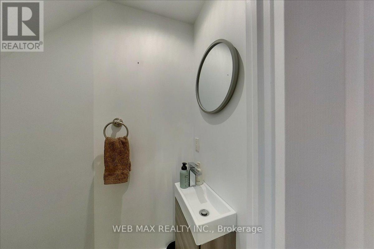 173 Milverton Boulevard Property Photo 17