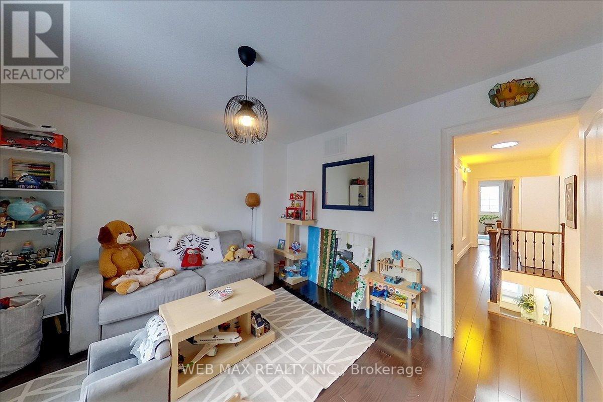 173 Milverton Boulevard Property Photo 22