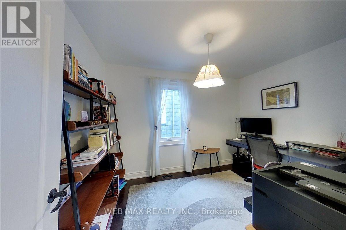 173 Milverton Boulevard Property Photo 27