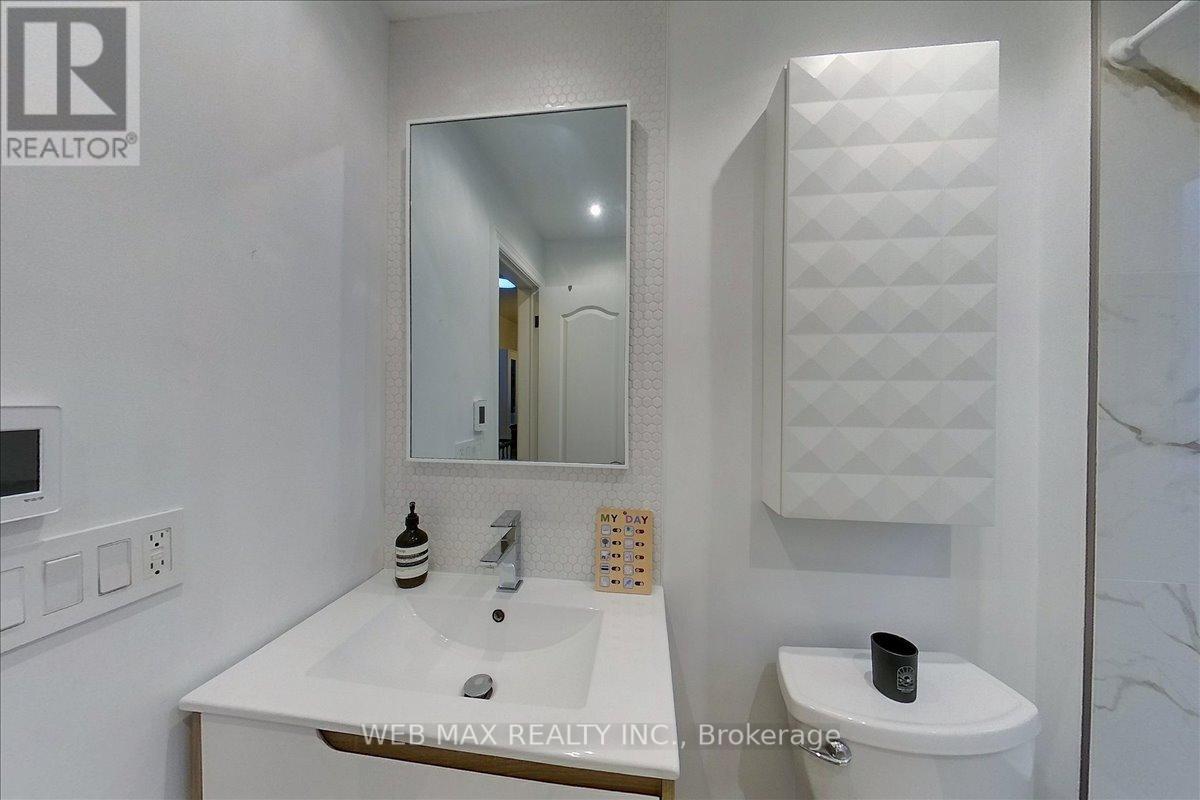 173 Milverton Boulevard Property Photo 31