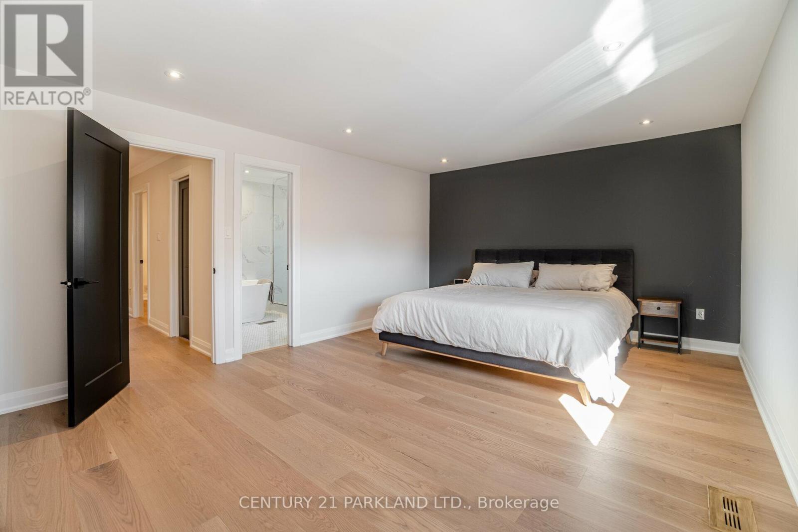 21 Heda Court Property Photo 24