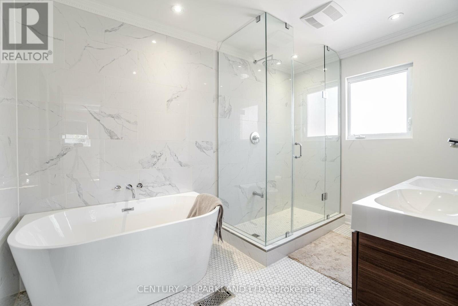 21 Heda Court Property Photo 27